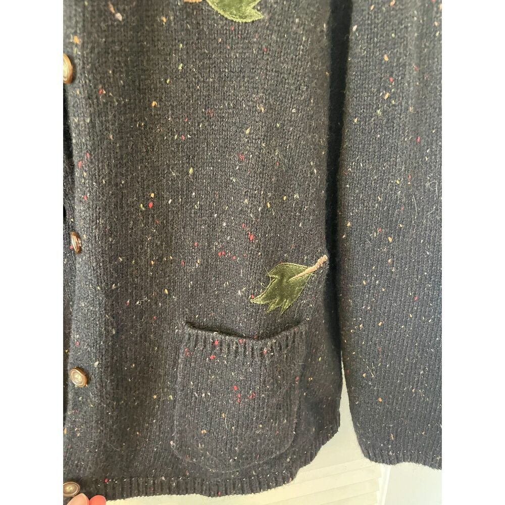 Croft and Barrow Embroidered Fall Novelty Leaf Cardigan Sweater